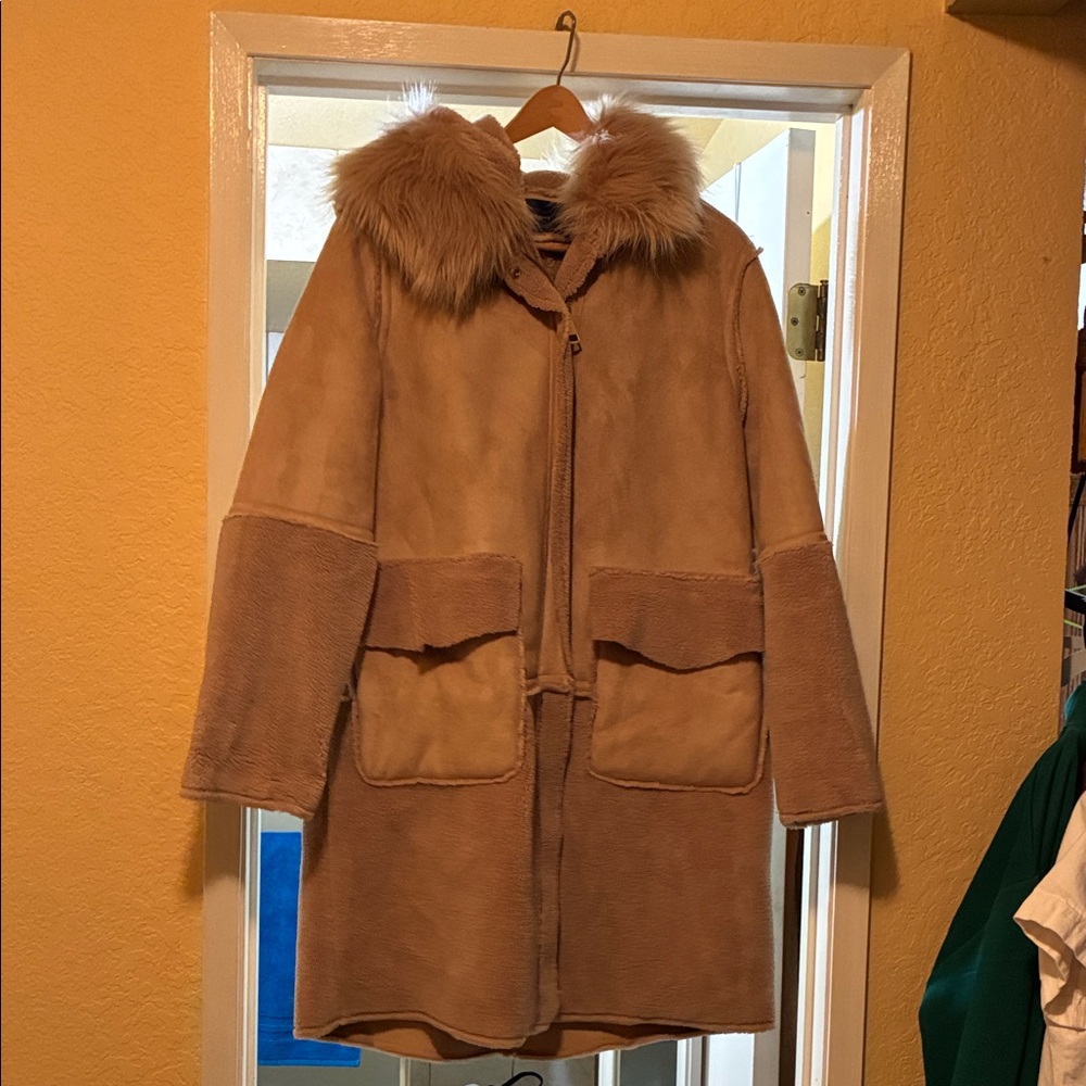 Adrienne Vittadini Tan Teddy Jacket with Fur Collar